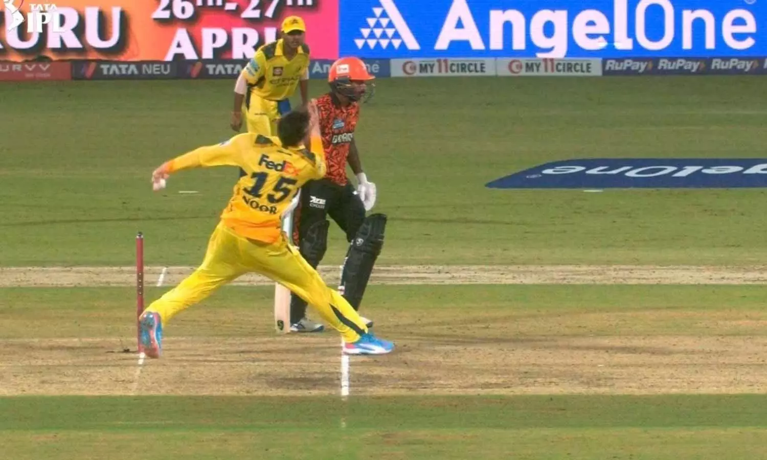 IPL Fix: చెన్నై స్పిన్నర్పై అనేక అనుమానాలు.. SRHతో మ్యాచ్ ఫిక్స్ అయ్యిందా? IPL Fix