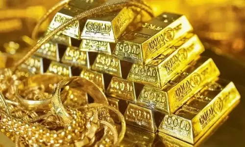 RBI: బంగారం అంత కాస్ట్లీ అయినా ఆర్బీఐ ఆపట్లేదు..ఏడాదిలోనే 57.5 టన్నులు కొనుగోలు RBI: బంగారం అంత కాస్ట్లీ అయినా ఆర్బీఐ ఆపట్లేదు..ఏడాదిలోనే 57.5 టన్నులు కొనుగోలు