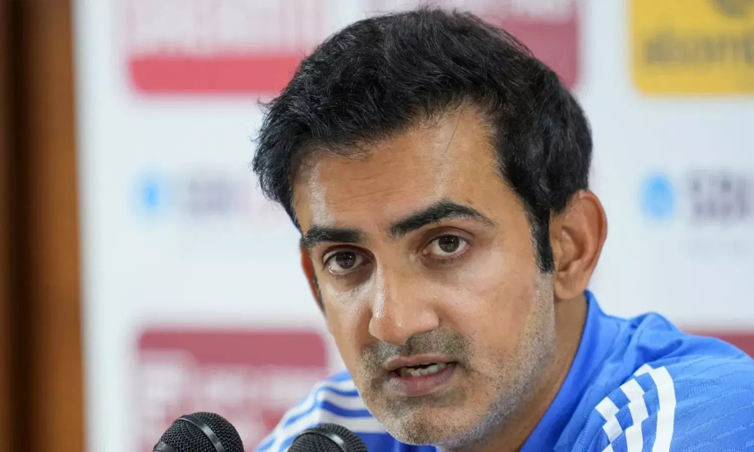 Gautam Gambhir :గంభీర్ను చంపేస్తానంటూ ఈమెయిల్స్.. గుజరాత్లో ఇంజనీరింగ్ విద్యార్థి అరెస్ట్! Gautam Gambhir :గంభీర్ను చంపేస్తానంటూ ఈమెయిల్స్.. గుజరాత్లో ఇంజనీరింగ్ విద్యార్థి అరెస్ట్!