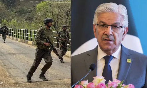 Pahalgam Attack: పాకిస్థాన్ రెడీగా ఉంది... భారత్‌తో యుద్ధంపై పాక్ రక్షణ శాఖ మంత్రి ప్రకటన