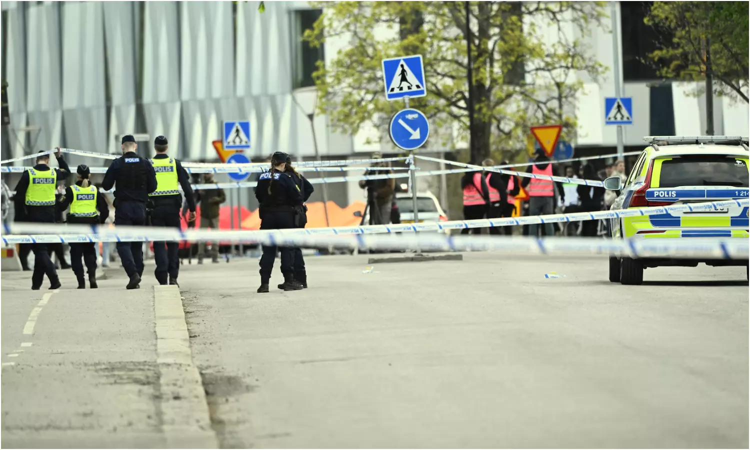 Sweden: స్వీడన్ లో కాల్పుల కలకలం..ముగ్గురు దుర్మరణం