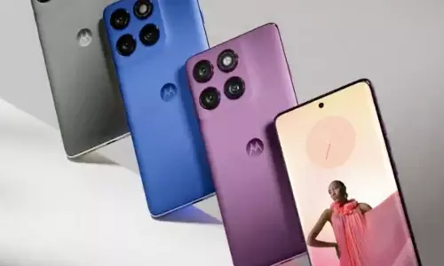 Motorola Edge 60 Pro: ఆల్ రౌండర్ మొబైల్.. మోటరోలా ఎడ్జ్ 60 ప్రో లాంచ్.. మతిపోగొడుతున్న ఫీచర్స్..! Motorola Edge 60 Pro: ఆల్ రౌండర్ మొబైల్.. మోటరోలా ఎడ్జ్ 60 ప్రో లాంచ్.. మతిపోగొడుతున్న ఫీచర్స్..!