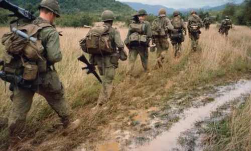 Vietnam war: అమెరికా నుంచి మట్టికరిపించిన వియత్నాం.. 50ఏళ్ల తర్వాత మారిన సీన్! Vietnam war: అమెరికా నుంచి మట్టికరిపించిన వియత్నాం.. 50ఏళ్ల తర్వాత మారిన సీన్!