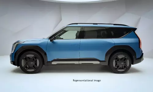 Kia Clavis: ఇండియాలోకి కియా కొత్త ఎస్‌యూవీ.. లాంచ్‌కి సిద్ధమైన క్లావిస్ ఎస్‌యూవీ..!