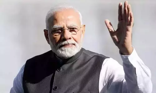 PM Modi: నేడు అమరావతికి ప్రధాని మోదీ రాక.. ఇవాళ్టి మోదీ టూర్ కీలకం PM Modi: నేడు అమరావతికి ప్రధాని మోదీ రాక.. ఇవాళ్టి మోదీ టూర్ కీలకం