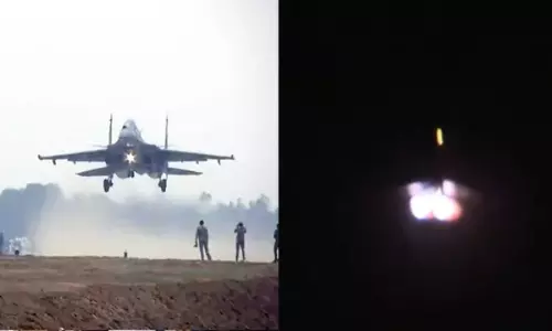 shahjahanpur ganga expressway exercises on friday night rafale sukhoi jaguar mirage night landing Telugu news