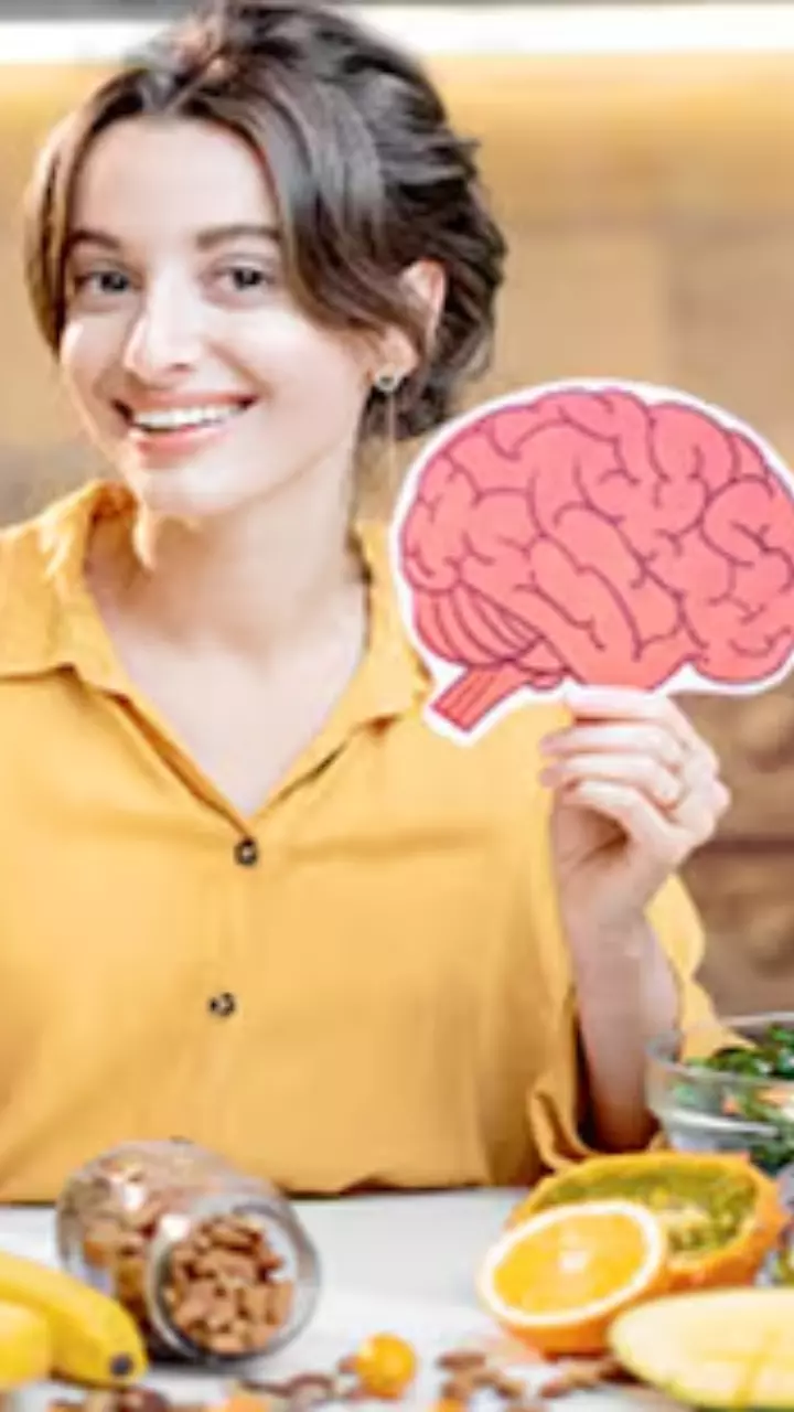 ఈ ఫుడ్స్ తింటే మీ బ్రెయిన్ మొద్దుబారడం ఖాయం