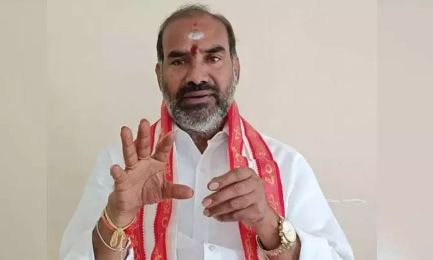 Aadi Srinivas: ఏకంగా ఎమ్మెల్యేనే బురిడి కొట్టించాలని చూశారు.. విదేశాలకు పంపిస్తామంటూ