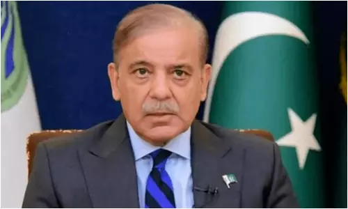 Pakistan: ఏం ఊడపోడుస్తున్నారని జీతాలు పెంచుకున్నారు? పాకిస్థాన్‌ నేతల శాలరీల పెంపుపై పాక్‌ ప్రజలు తీవ్ర ఆగ్రహం