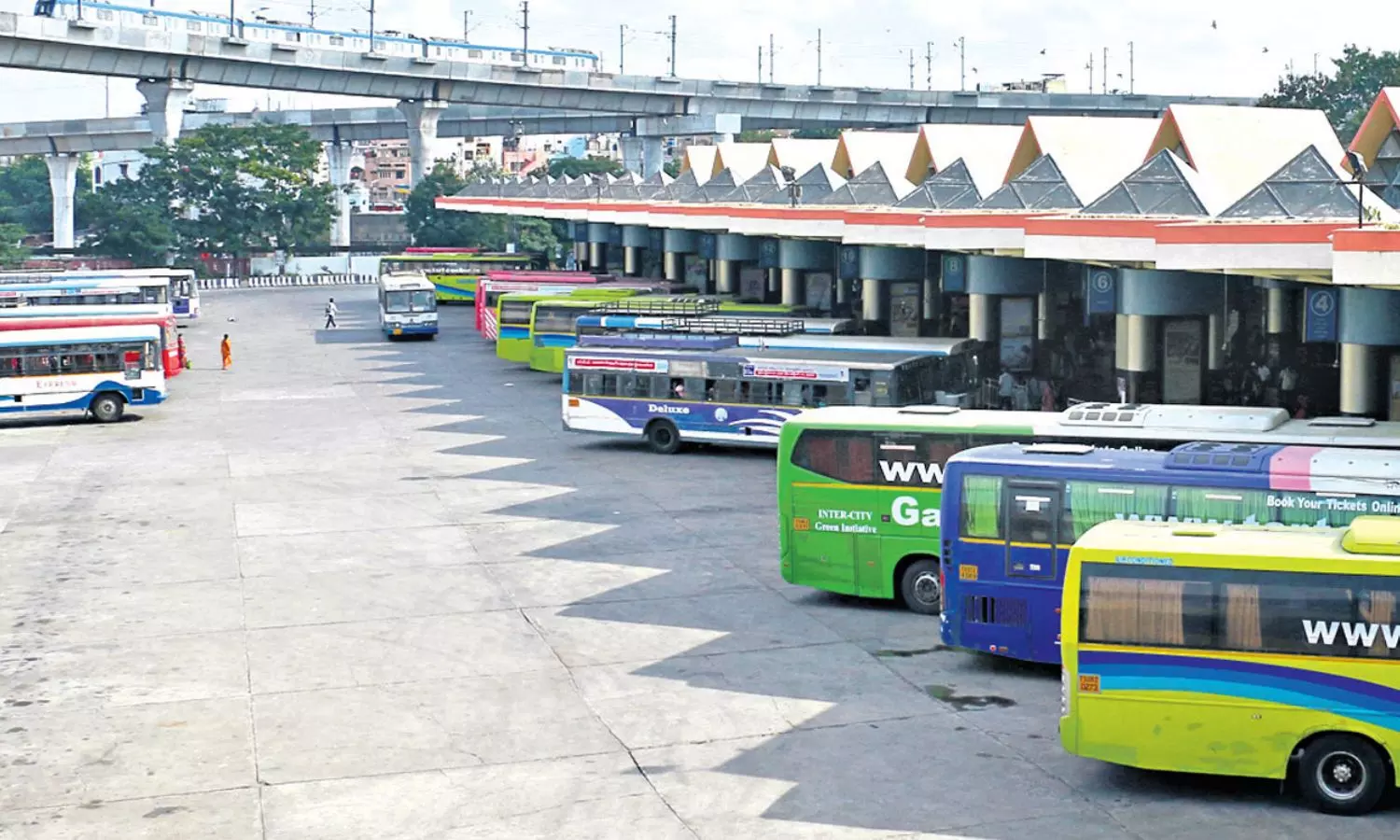 TGSRTC Strike: ఆర్టీసీ సమ్మె వాయిదా