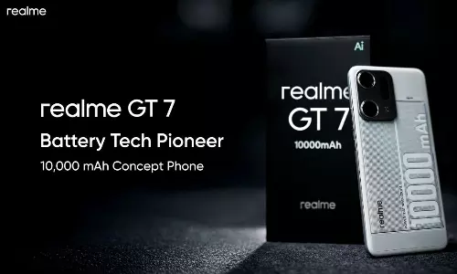 Realme GT10000mAh Concept Phone: గేమ్ ఛేంజింగ్ మొబైల్.. రియల్ నుంచి 10000mAh పవర్హౌస్.. ఆ కంపెనీలకు చెమటలే..! Realme GT10000mAh Concept Phone: గేమ్ ఛేంజింగ్ మొబైల్.. రియల్ నుంచి 10000mAh పవర్హౌస్.. ఆ కంపెనీలకు చెమటలే..!