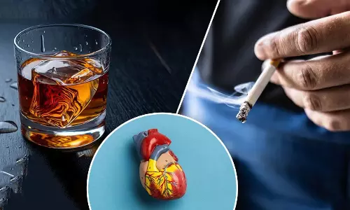 Heart Disease Risk : సిగరెట్, మందులో గుండెకు ఏది డేంజర్? డాక్టర్లు ఏం చెప్తున్నారో తెలుసా?