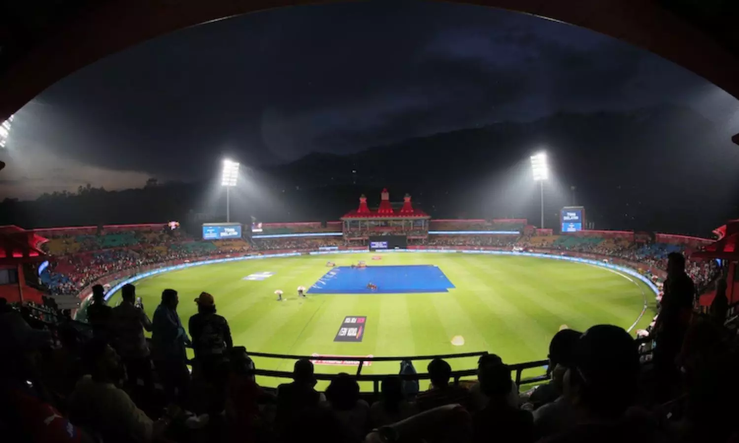 IPL 2025: ఐపీఎల్ నిరవధిక వాయిదా IPL 2025: ఐపీఎల్ నిరవధిక వాయిదా