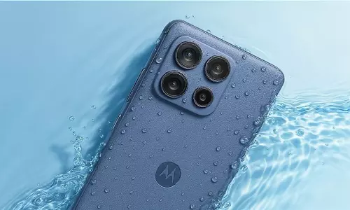 Motorola Edge 60s launched 32mp selfie camera military grade waterproof phone check price and features Motorola Edge 60s launched 32mp selfie camera military grade waterproof phone check price and features