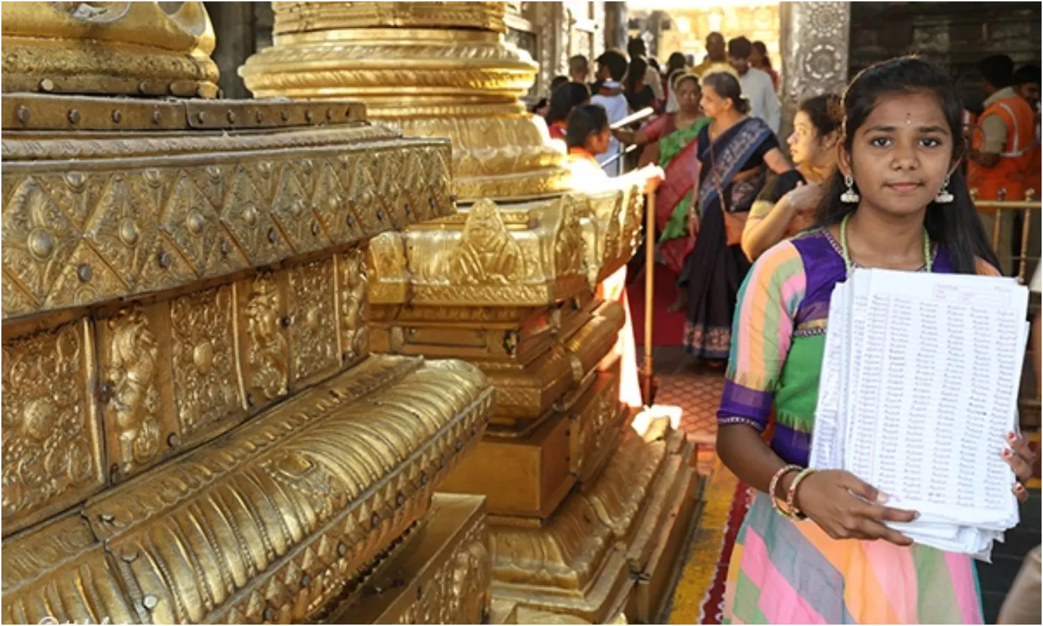 VIP break darshan of Srivari for those who wrote 10 lakh Govindakoti VIP break darshan of Srivari for those who wrote 10 lakh Govindakoti