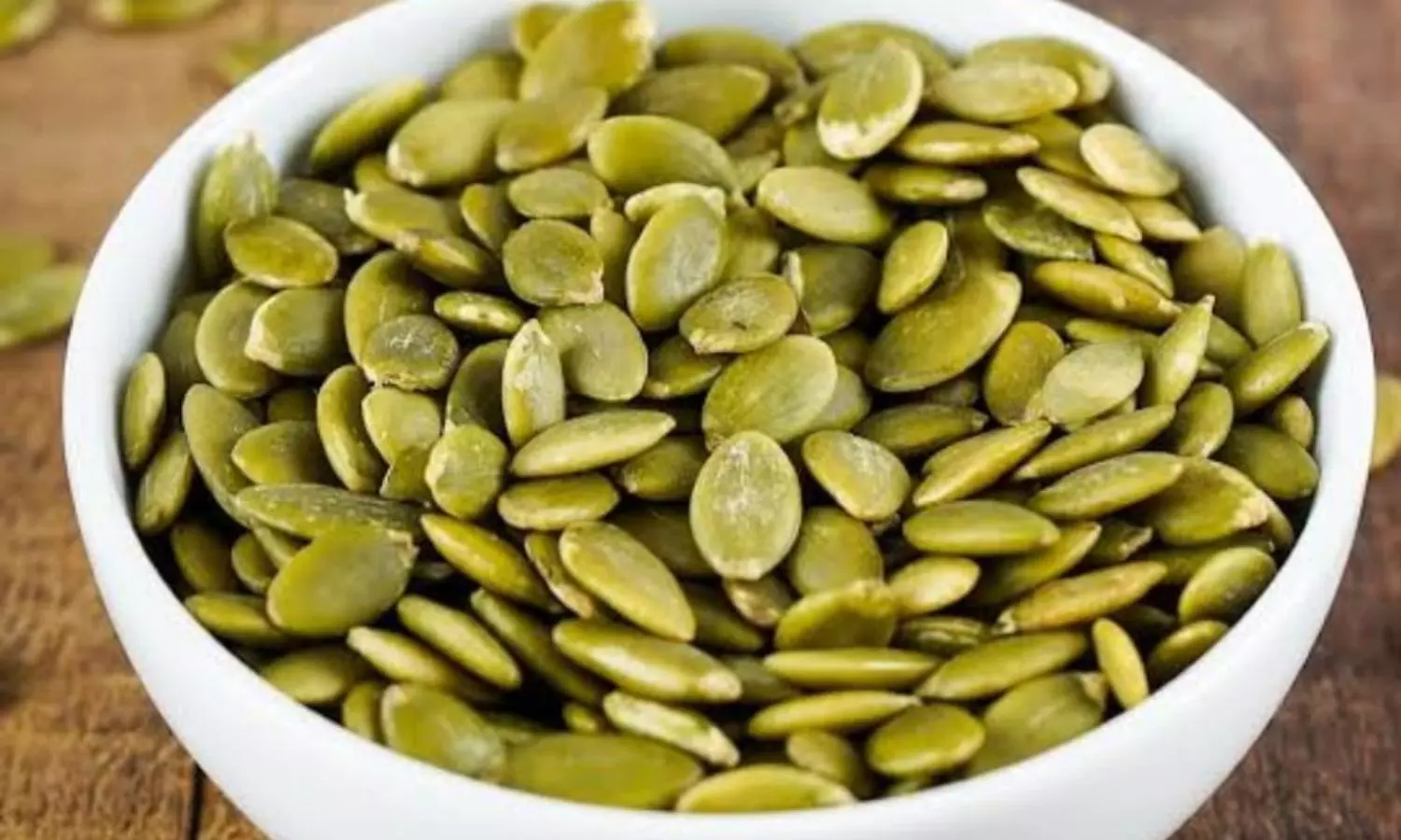 Pumpkin Seeds Health Benefits:ఈ గింజలతో సూపర్ బెనిఫిట్స్.. ప్రతిరోజూ ఒక చెంచా తింటే చాలు.. Pumpkin Seeds Health Benefits:ఈ గింజలతో సూపర్ బెనిఫిట్స్.. ప్రతిరోజూ ఒక చెంచా తింటే చాలు..