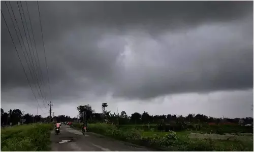 Monsoon is likely to start early this year telugu news