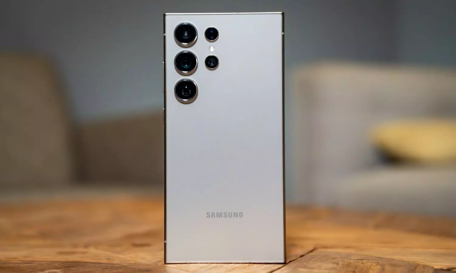 Samsung Galaxy S24 Ultra: ఈ డీల్ అస్సలు వదలొద్దు.. గెలాక్సీ S24 అల్ట్రాపై 37శాతం డిస్కౌంట్..!