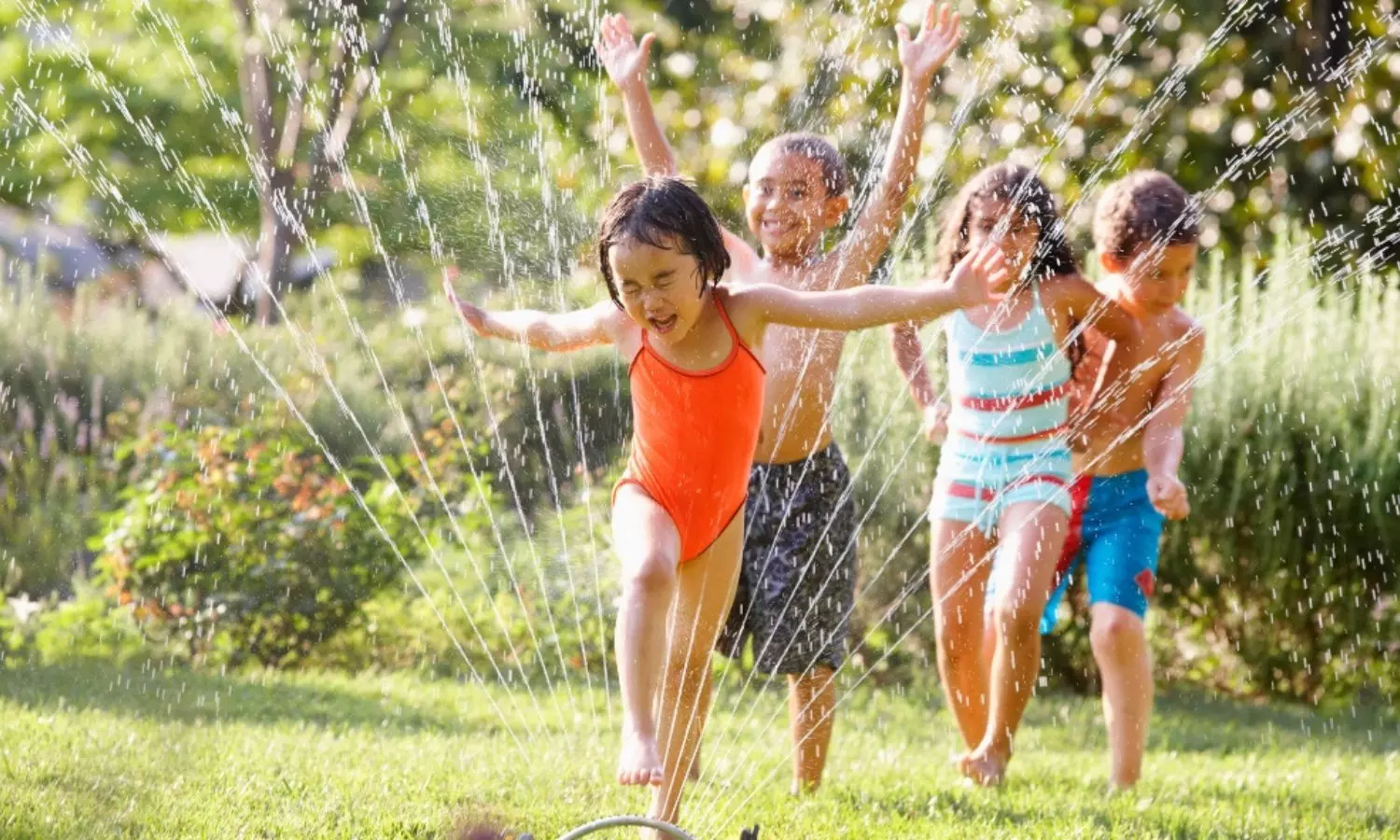 Summer Vacation For Childrens: ఈ జాగ్రత్తలు తప్పనిసరిగా పాటించండి! Summer Vacation For Childrens: ఈ జాగ్రత్తలు తప్పనిసరిగా పాటించండి!