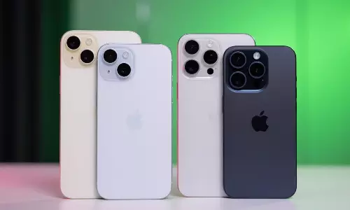 iPhone 15 Price Cut: ఐఫోన్ 15పై సూపర్ డిస్కౌంట్.. మంచి ఆఫర్ మళ్లీ దొరకదేమో.. ఇక లేట్ చేయకండి బ్రో..! iPhone 15 Price Cut: ఐఫోన్ 15పై సూపర్ డిస్కౌంట్.. మంచి ఆఫర్ మళ్లీ దొరకదేమో.. ఇక లేట్ చేయకండి బ్రో..!