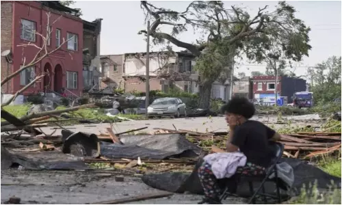 21 people died due to US storm. 6 lakh homes without power Dust storm warning