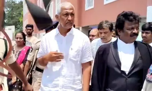 Vallabhaneni Vamsis health is deteriorating his wife and family members are worried Vallabhaneni Vamsis health is deteriorating his wife and family members are worried