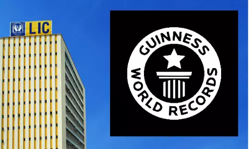 LIC Guinness World Record 6 lakh insurance policies in 24 hours