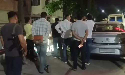 Seven members of the same family committed suicide by consuming poison in a car telugu news