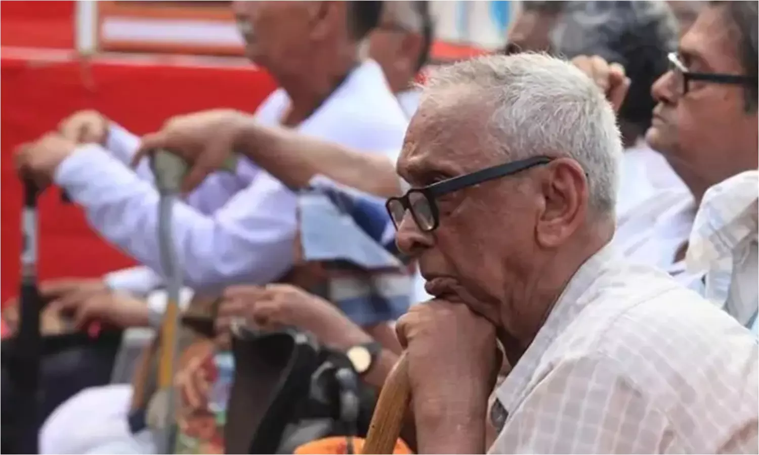 Fact check on fake news about increase in central government retirement age telugu news