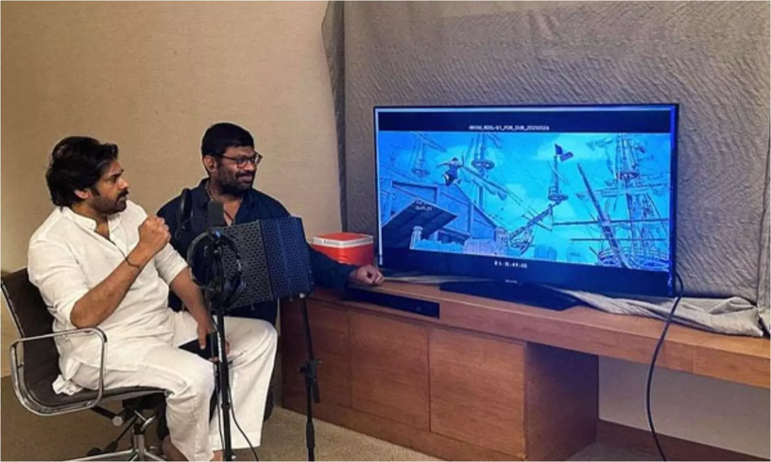 Pawan Kalyan completed dubbing in 4 hours telugu news