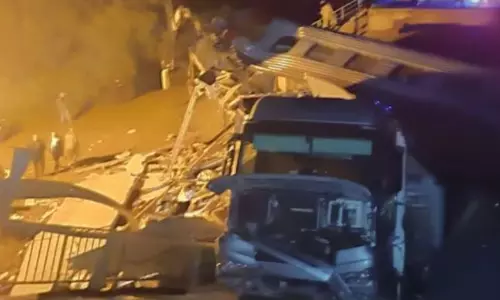 Fatal accident in Russia Passenger train derails Seven dead, 30 seriously injured telugu news