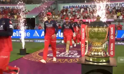 This is the reaction of Venky, Bunny, Vijay and Tara on RCB winning the IPL trophy