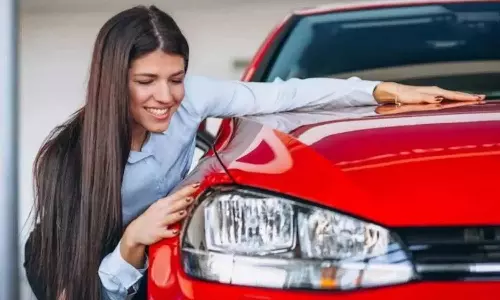 Hyundai Offers: బంపర్ ఆఫర్.. ఇది పోతే మళ్లీ రాదు.. హ్యుందాయ్ కార్లపై ఏకంగా రూ.85వేల డిస్కౌంట్ Hyundai Offers: బంపర్ ఆఫర్.. ఇది పోతే మళ్లీ రాదు.. హ్యుందాయ్ కార్లపై ఏకంగా రూ.85వేల డిస్కౌంట్