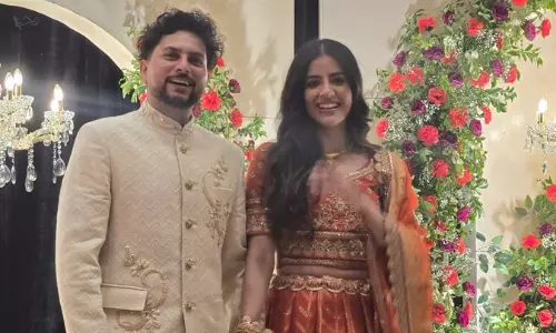 Kuldeep Yadav introduces his beautiful fiancée Vamshika at the engagement ceremony telugu news Kuldeep Yadav introduces his beautiful fiancée Vamshika at the engagement ceremony telugu news