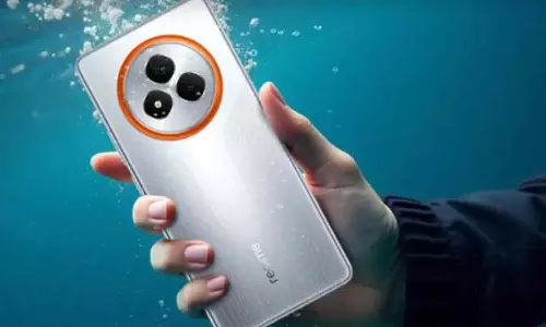 Realme Narzo 80 Lite 5G Realme Narzo 80 Lite 5G