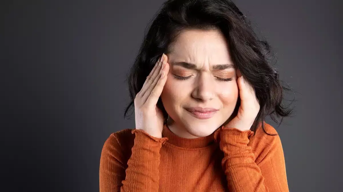 Brain Tumor: రాత్రిపూట కనిపించే ఈ 5 లక్షణాలను నిర్లక్ష్యం చేయవద్దు – ప్రాణాలకు ముప్పు ఉండవచ్చు! Brain Tumor: రాత్రిపూట కనిపించే ఈ 5 లక్షణాలను నిర్లక్ష్యం చేయవద్దు – ప్రాణాలకు ముప్పు ఉండవచ్చు!
