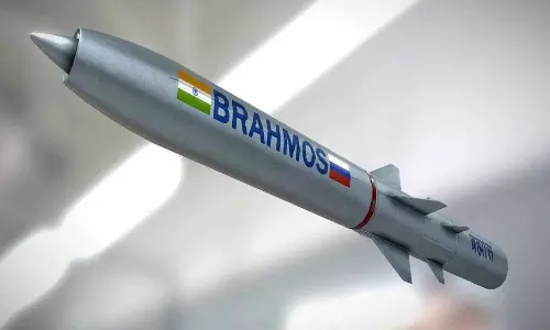 బ్రహ్మోస్ భయంతో బిక్కబిక్కలాడిన పాక్: చైనా రక్షణ వ్యవస్థకు గుడ్బై చెప్పి జర్మనీ వైపు చూపు! బ్రహ్మోస్ భయంతో బిక్కబిక్కలాడిన పాక్: చైనా రక్షణ వ్యవస్థకు గుడ్బై చెప్పి జర్మనీ వైపు చూపు!