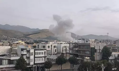 ఇజ్రాయెల్ ఘాటుగా దాడి.. భూగర్భ బంకర్లో ఉన్న ఇరాన్ టాప్ ఆఫీసర్లు మృతి..! నతాంజ్ అణు కేంద్రం నాశనం..! ఇజ్రాయెల్ ఘాటుగా దాడి.. భూగర్భ బంకర్లో ఉన్న ఇరాన్ టాప్ ఆఫీసర్లు మృతి..! నతాంజ్ అణు కేంద్రం నాశనం..!