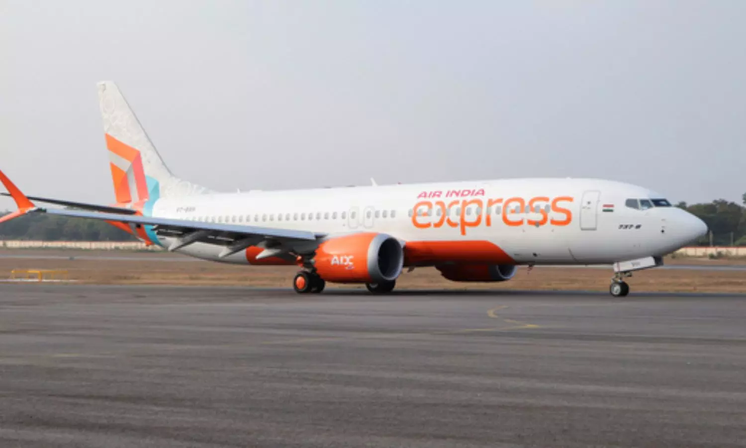 Air India Flight: గువాహతిలో ఆగిపోయి హడలెత్తించిన ఎయిర్ ఇండియా.. సాంకేతిక లోపంతో రన్ వే పైనే 18గంటలు Air India Flight: గువాహతిలో ఆగిపోయి హడలెత్తించిన ఎయిర్ ఇండియా.. సాంకేతిక లోపంతో రన్ వే పైనే 18గంటలు