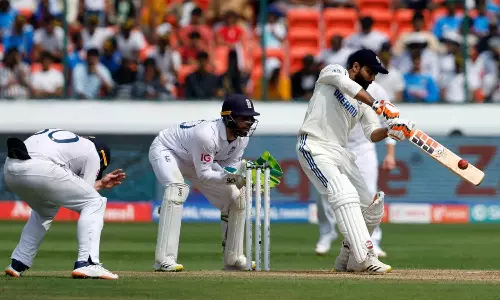 🏏 IND vs ENG టెస్టులు: ఓపెనింగ్ జోడీపై టెన్షన్ – ఎవరు ఇన్నింగ్స్ ఆరంభిస్తారు? 🏏 IND vs ENG టెస్టులు: ఓపెనింగ్ జోడీపై టెన్షన్ – ఎవరు ఇన్నింగ్స్ ఆరంభిస్తారు?