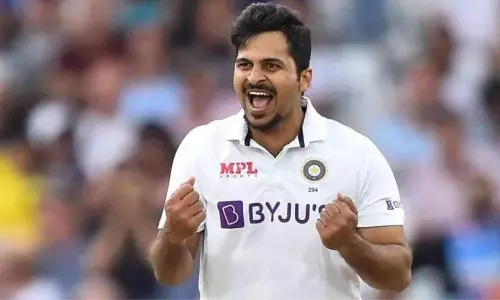 🏏 ఇంగ్లాండ్ టెస్ట్ సిరీస్కు శార్దూల్ ఠాకూర్ సిగ్నల్? ఇంట్రా స్క్వాడ్ మ్యాచ్లో ఊచకోతతో ఆకట్టుకున్న ఆల్రౌండర్! 🏏 ఇంగ్లాండ్ టెస్ట్ సిరీస్కు శార్దూల్ ఠాకూర్ సిగ్నల్? ఇంట్రా స్క్వాడ్ మ్యాచ్లో ఊచకోతతో ఆకట్టుకున్న ఆల్రౌండర్!