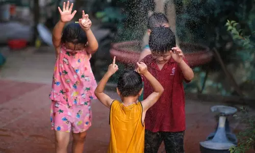 Health: వ‌ర్షాకాలం పిల్ల‌లు జ‌బ్బుల బారిన ప‌డొద్దంటే.. ఈ జాగ్ర‌త్త‌లు తీసుకోవాల్సిందే