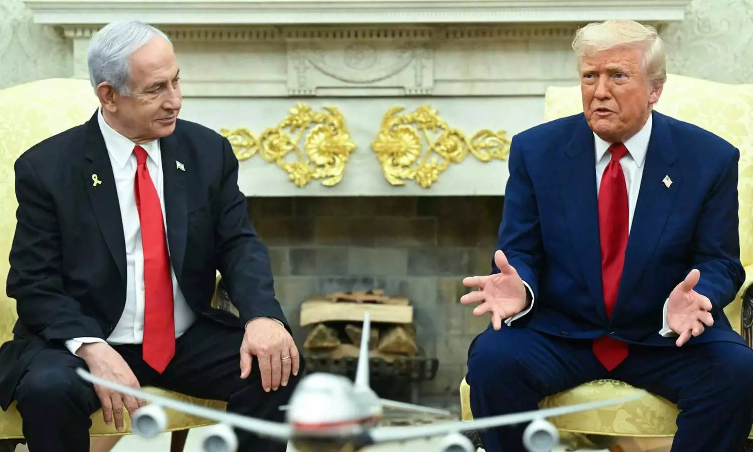 ఇరాన్లో అణు కేంద్రాలపై భారీ దాడికి సన్నాహాలు? ట్రంప్ షాకింగ్ ప్లాన్ ఏంటి? ఇరాన్లో అణు కేంద్రాలపై భారీ దాడికి సన్నాహాలు? ట్రంప్ షాకింగ్ ప్లాన్ ఏంటి?