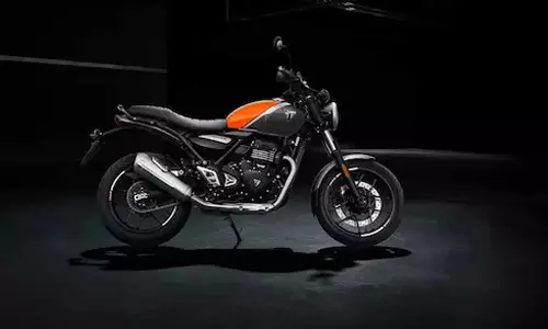 Triumph Speed T4 Baja Orange