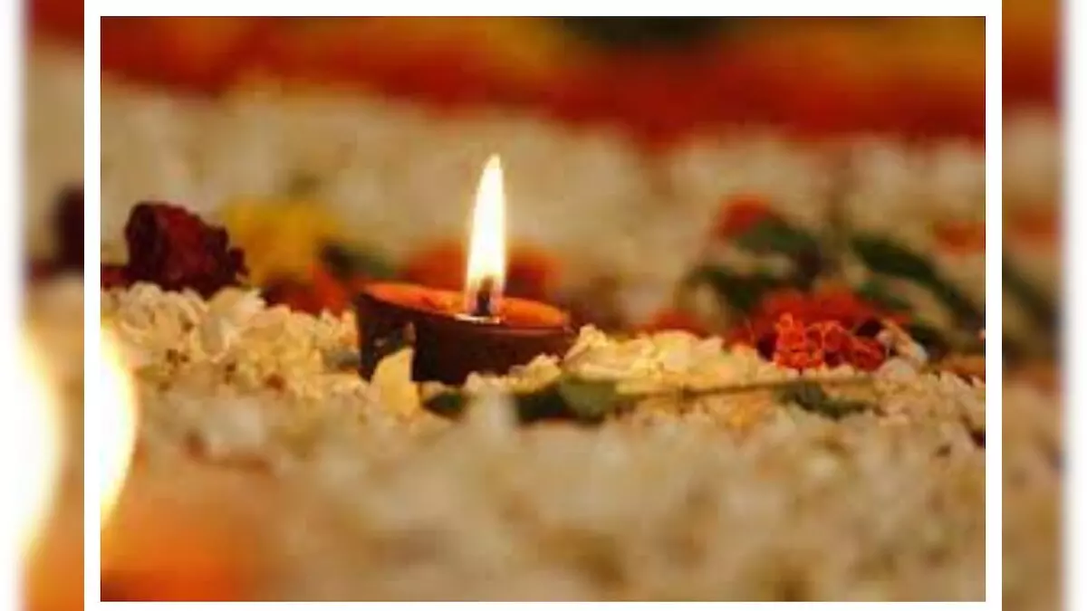 Aashada Amavasya 2025: ఈ ఐదు ప్రదేశాల్లో దీపాలు వెలిగించి పుణ్యం సంపాదించండి Aashada Amavasya 2025: ఈ ఐదు ప్రదేశాల్లో దీపాలు వెలిగించి పుణ్యం సంపాదించండి