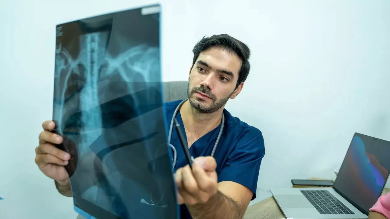 Calcium Deficiency : చిన్న పిల్లల్లో కాల్సియం లోపం.. ఎముకలు బలహీనంగా మారకుండా ఉండాలంటే ఏం తినాలి ?