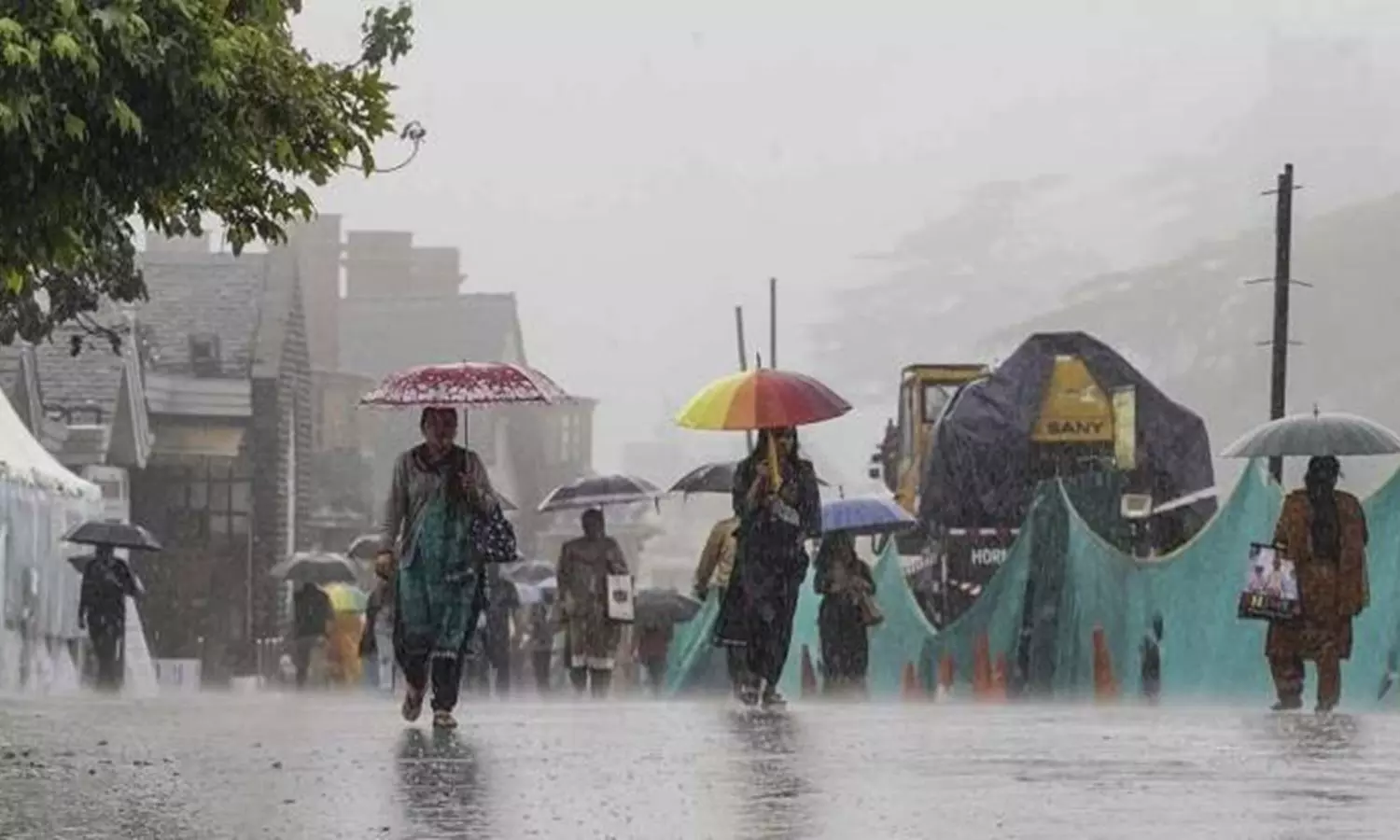 Telangana Rain Alert low Pressure in bay of bengal Yellow Warning Issued Telangana Rain Alert low Pressure in bay of bengal Yellow Warning Issued