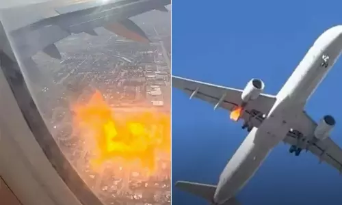 American Airlines Plane Engine Fire Las Vegas Emergency Landing American Airlines Plane Engine Fire Las Vegas Emergency Landing