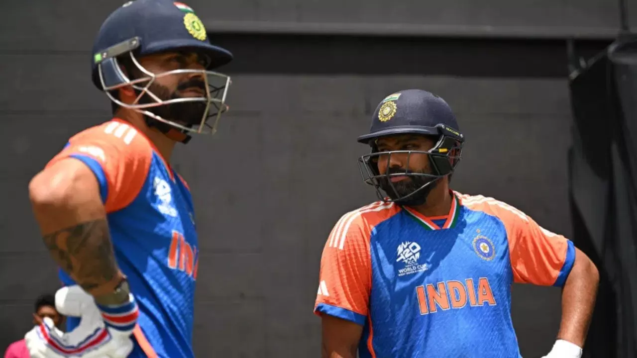 Ticket Sales : విరాట్-రోహిత్ మ్యాచ్ టికెట్లు సోల్డ్ ఔట్..  ఇక బాదుడే బాదుడు!