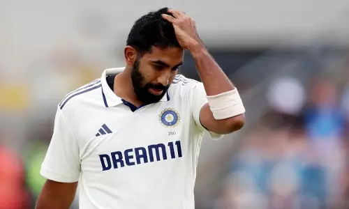 Jasprit Bumrah : టీం ఇండియాకు షాక్.. రెండో టెస్టు నుంచి బుమ్రా అవుట్ Jasprit Bumrah : టీం ఇండియాకు షాక్.. రెండో టెస్టు నుంచి బుమ్రా అవుట్